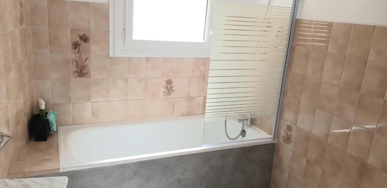 Appartement Spacieux Et Lumineux Secteur Petit Marche A 5 Min A Pied De La Plage Saint-Jean-de-Monts Dış mekan fotoğraf